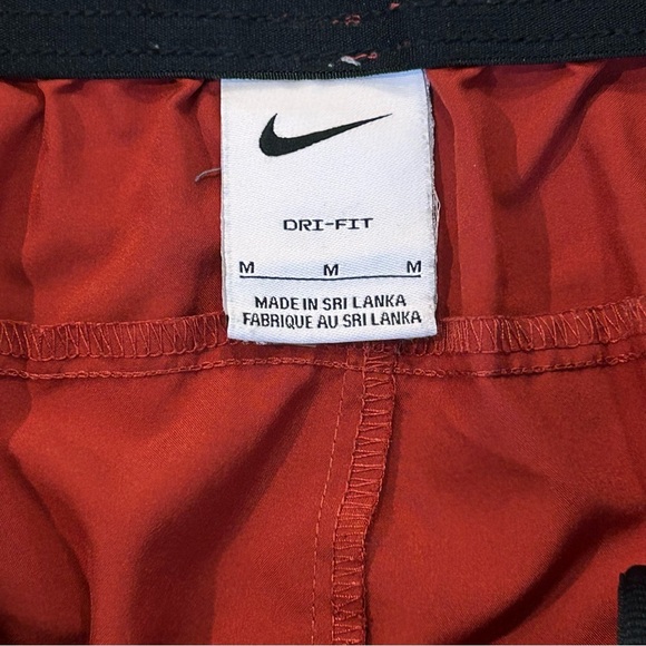 Nike DRI-FIT Red Training Shorts Size Medium - Picture 4 of 7